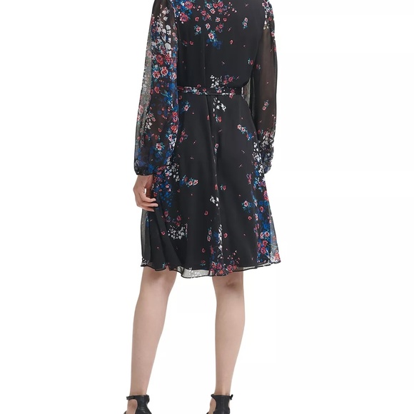 DKNY Floral-Print Wrap-Style Dress - Size 8 - Picture 6 of 10